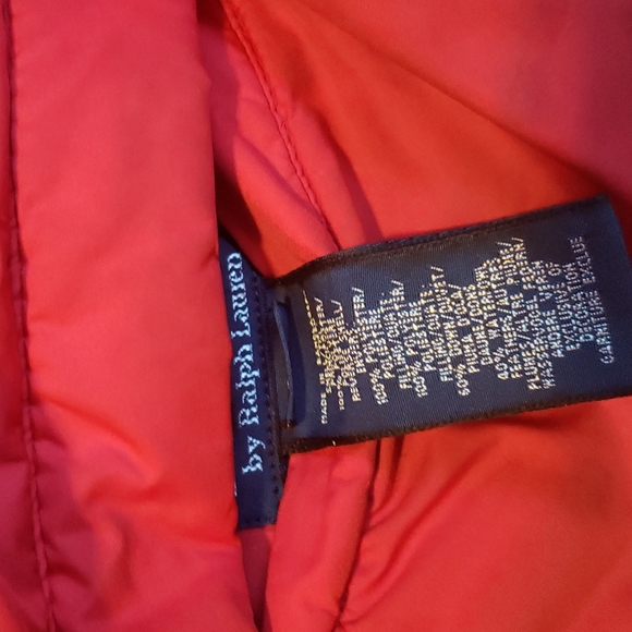Polo Ralph Lauren water-repellent Down Vest. - Picture 9 of 11